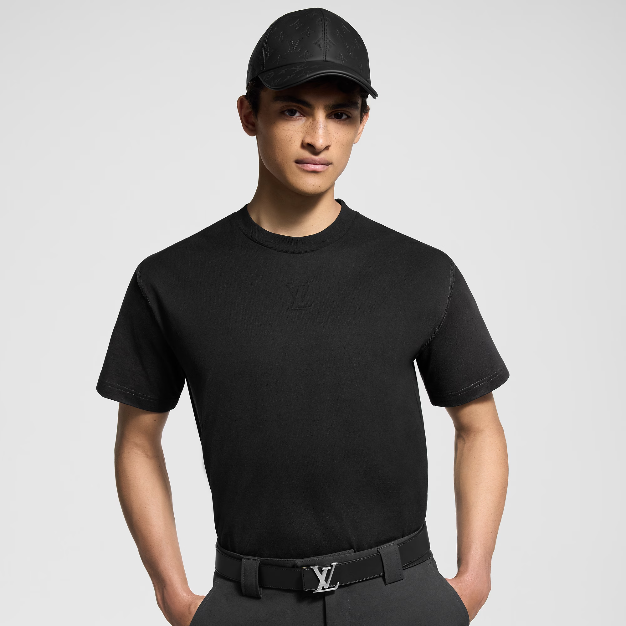 embossed-lv-t-shirt-417