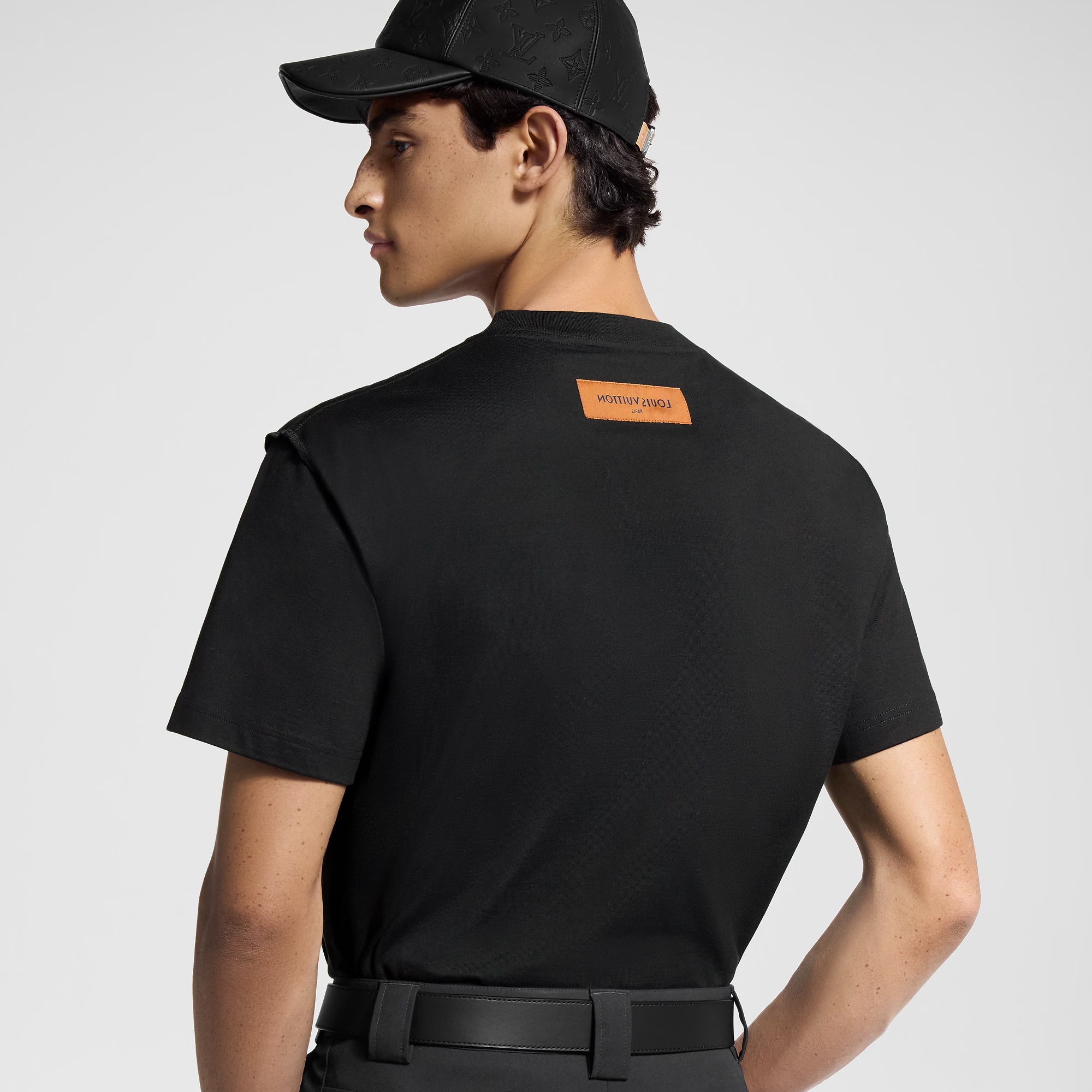 embossed-lv-t-shirt-417